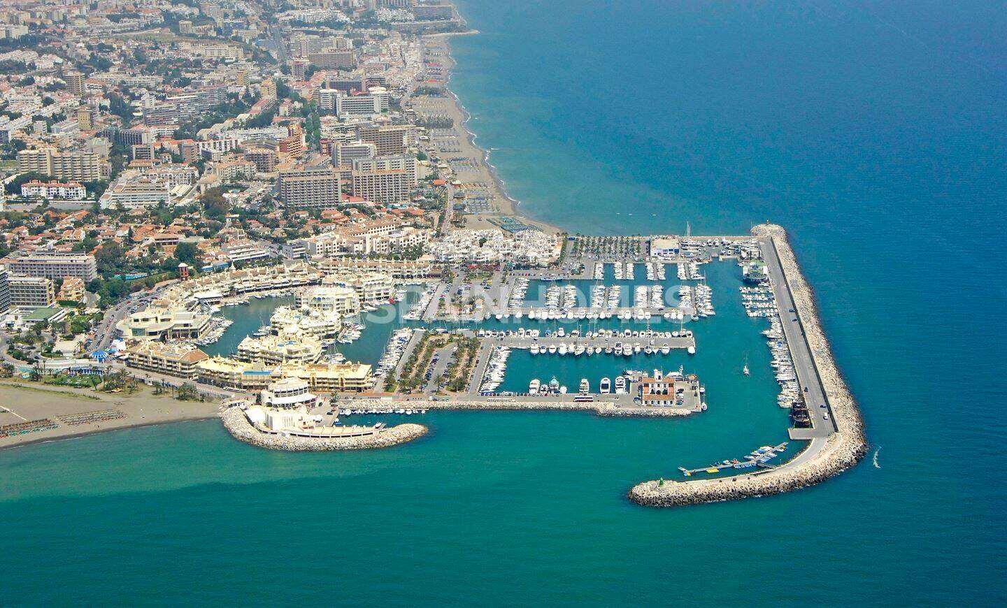 Penthouse in Benalmadena, Malaga, Spain 3 bedrooms, 113 sq.m. No. 107231