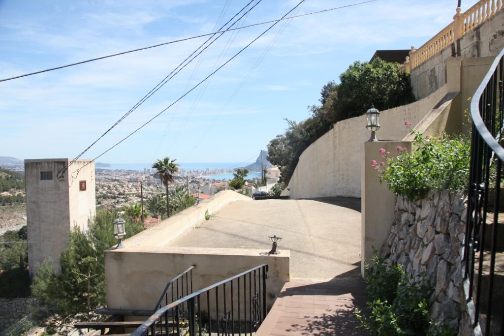 Villa in Calpe, Alicante, Spain 3 bedrooms, 230 sq.m. No. 57750