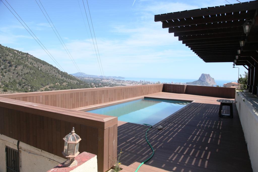 Villa in Calpe, Alicante, Spain 3 bedrooms, 230 sq.m. No. 57750