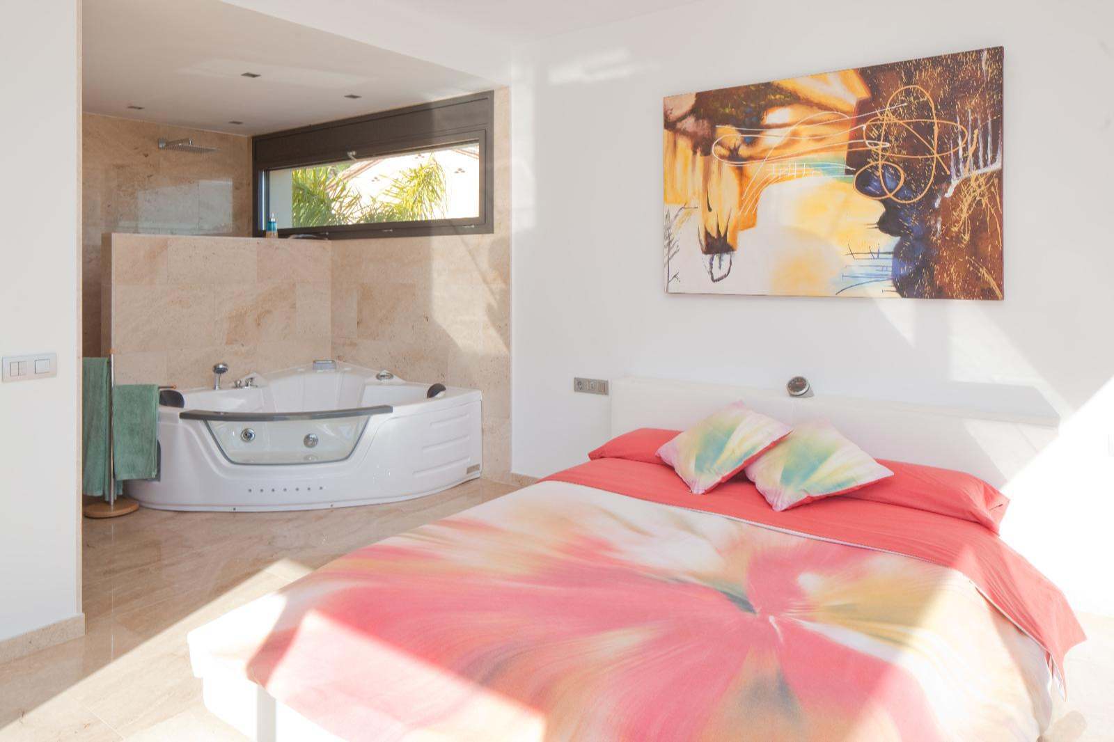 Hus i Lloret de Mar, Girona, Spanien 4 sovrum, 300 kvm. Nr. 22817
