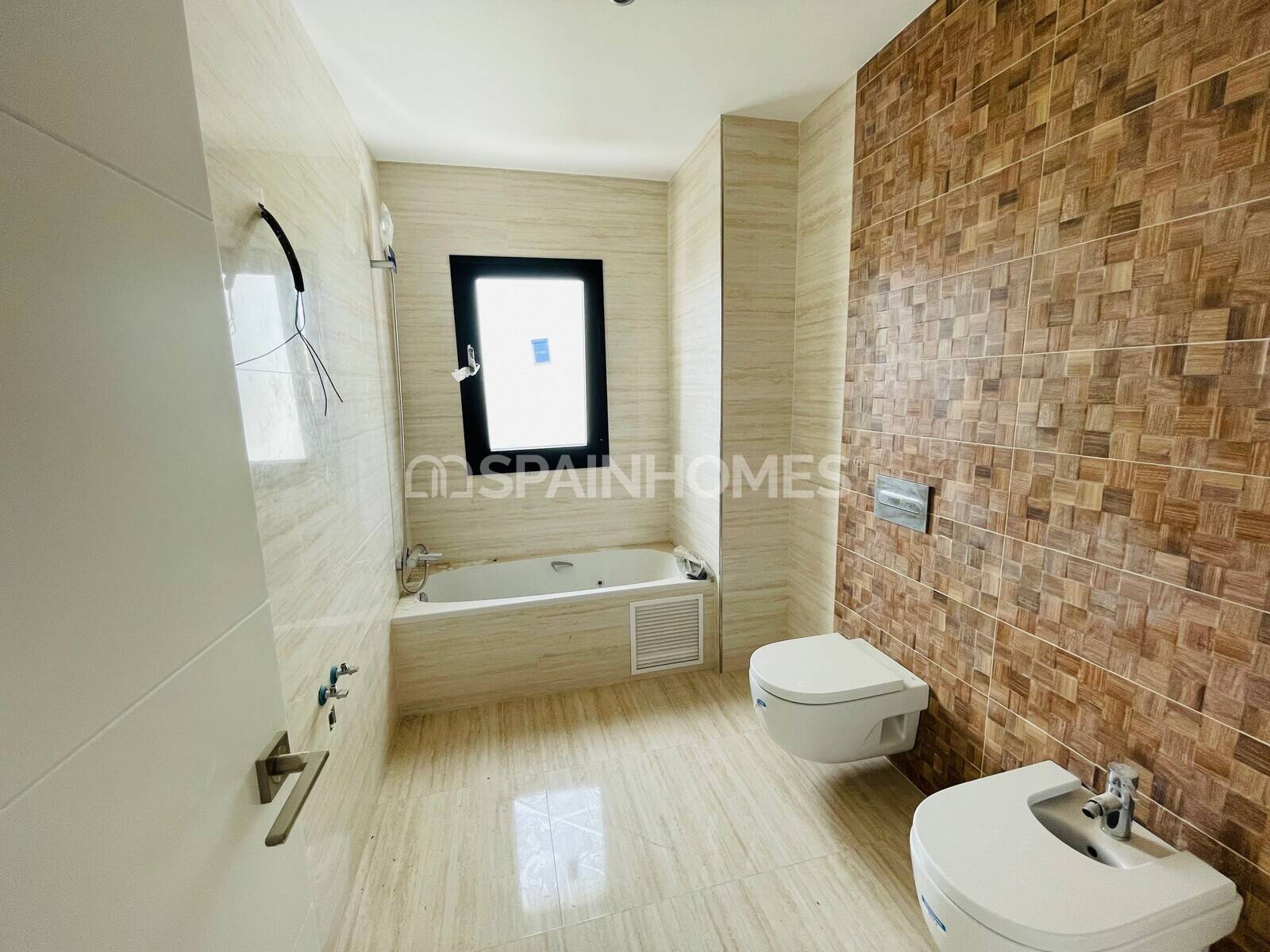 Villa i Benalmadena, Malaga, Spanien 5 sovrum, 694 kvm. Nr. 57483