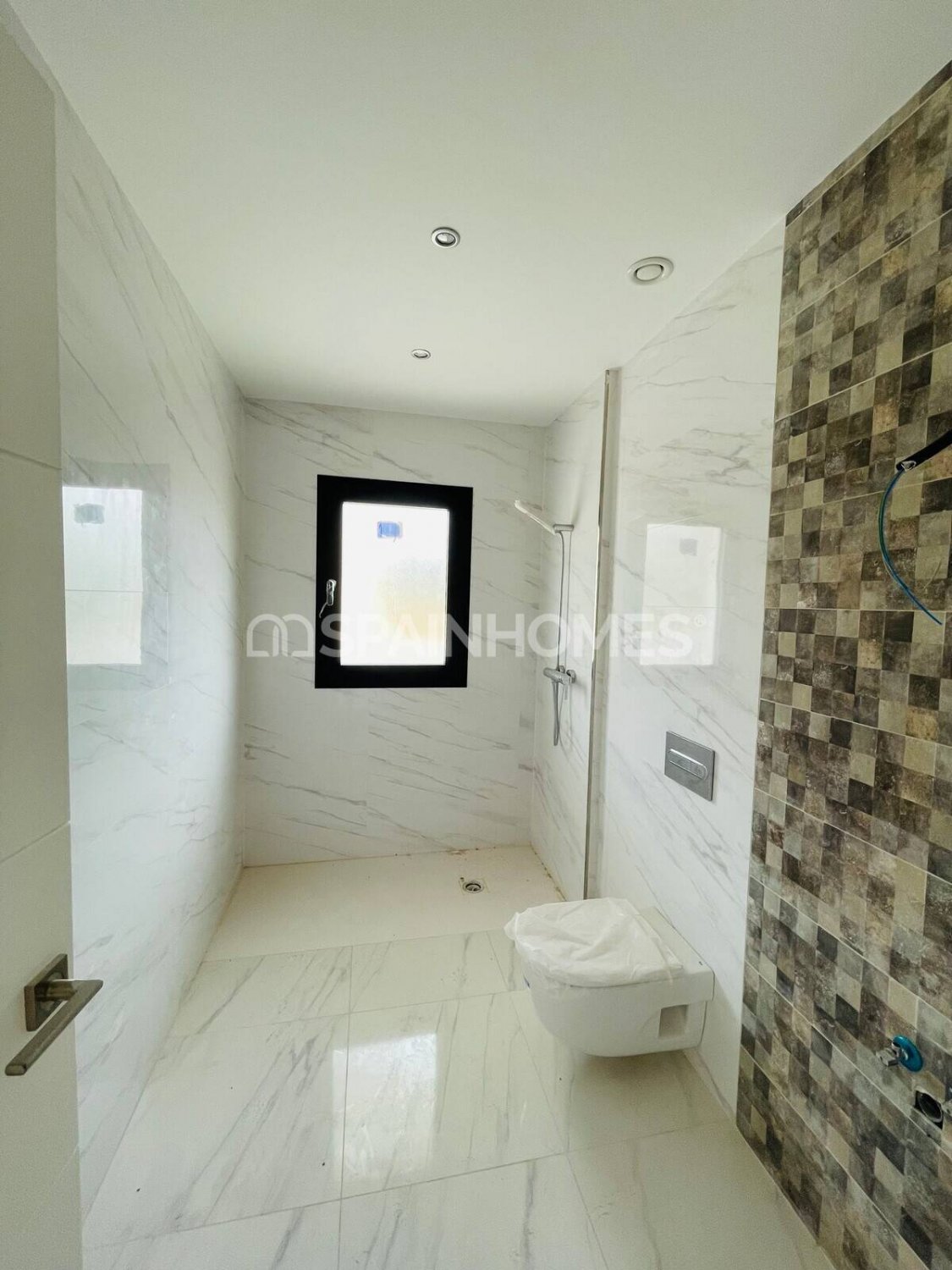 Villa i Benalmadena, Malaga, Spanien 5 sovrum, 694 kvm. Nr. 57483