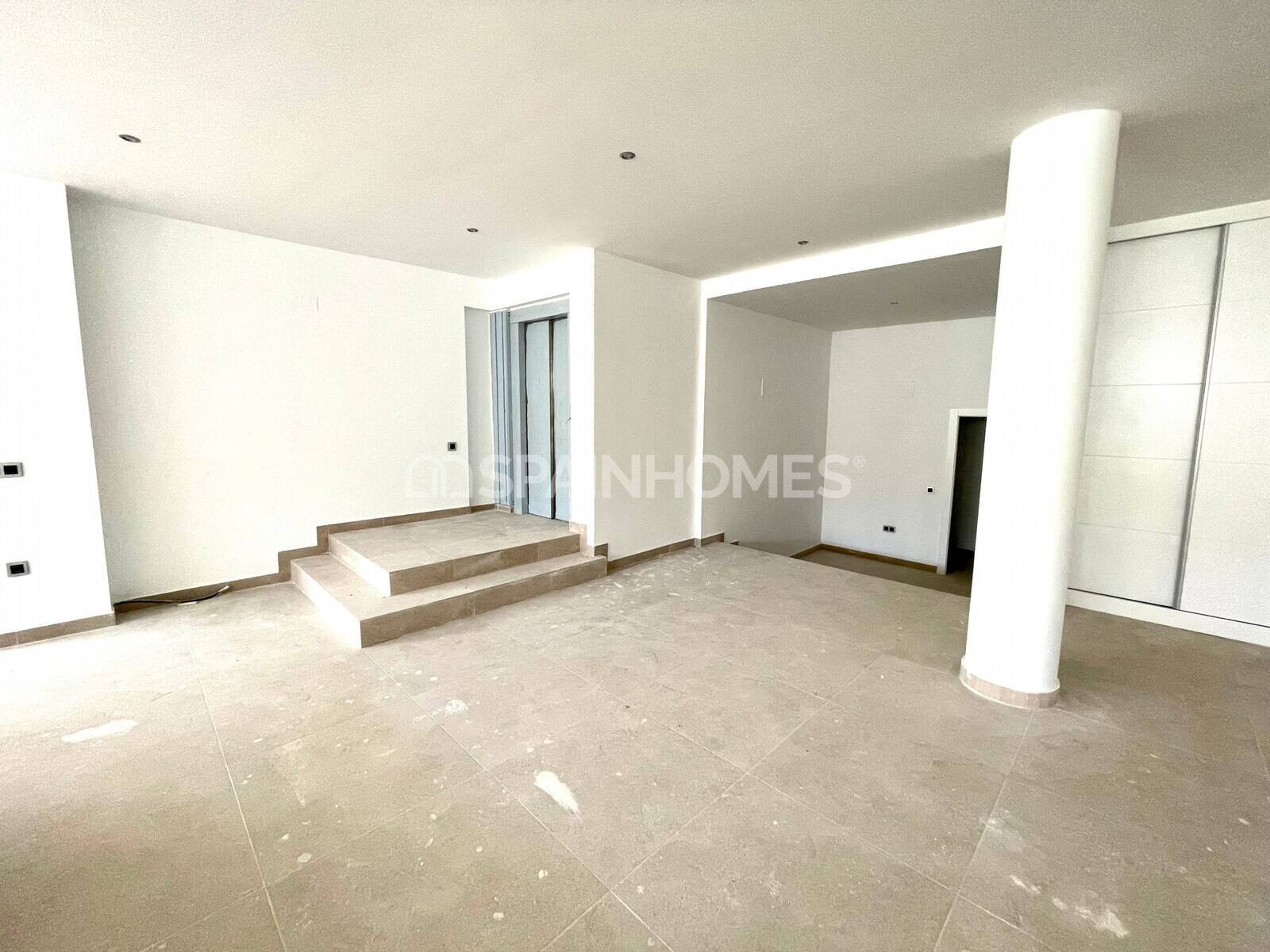 Villa i Benalmadena, Malaga, Spanien 5 sovrum, 694 kvm. Nr. 57483