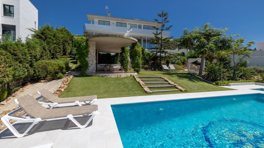 Villa in Zahara de los Atunes, Cadiz, Spain 7 bedrooms, 329 sq.m. No. 102279