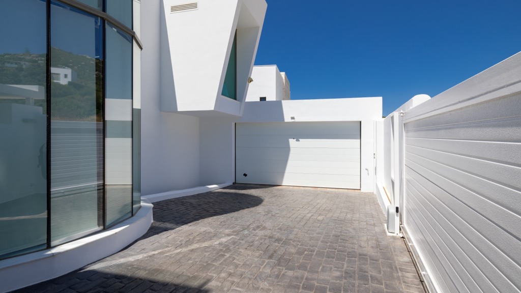 Villa in Zahara de los Atunes, Cadiz, Spain 7 bedrooms, 329 sq.m. No. 102279