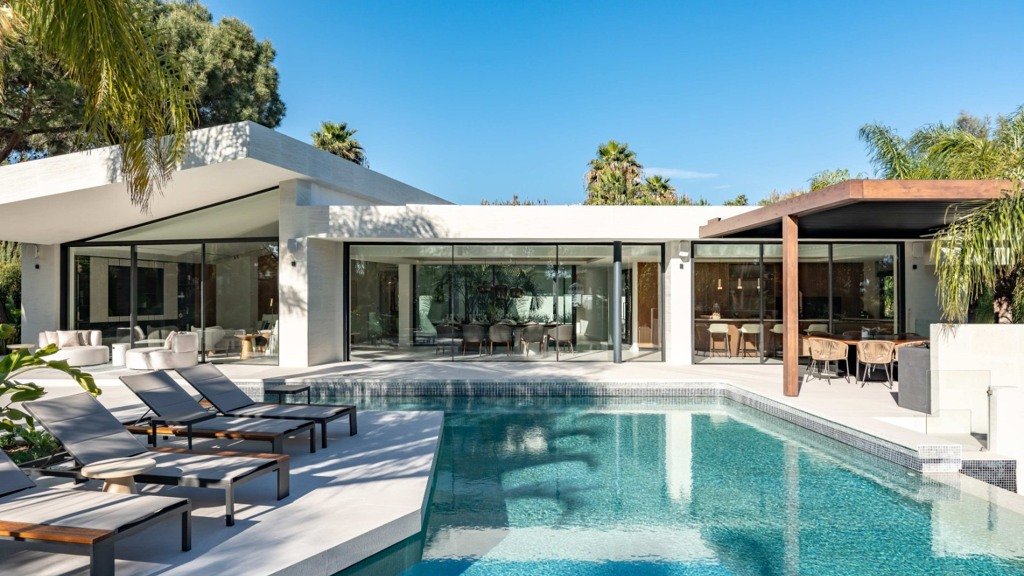 Villa Marbella, Malaga, Spānijā 5 istabas, 717 m2 Nr. 108263