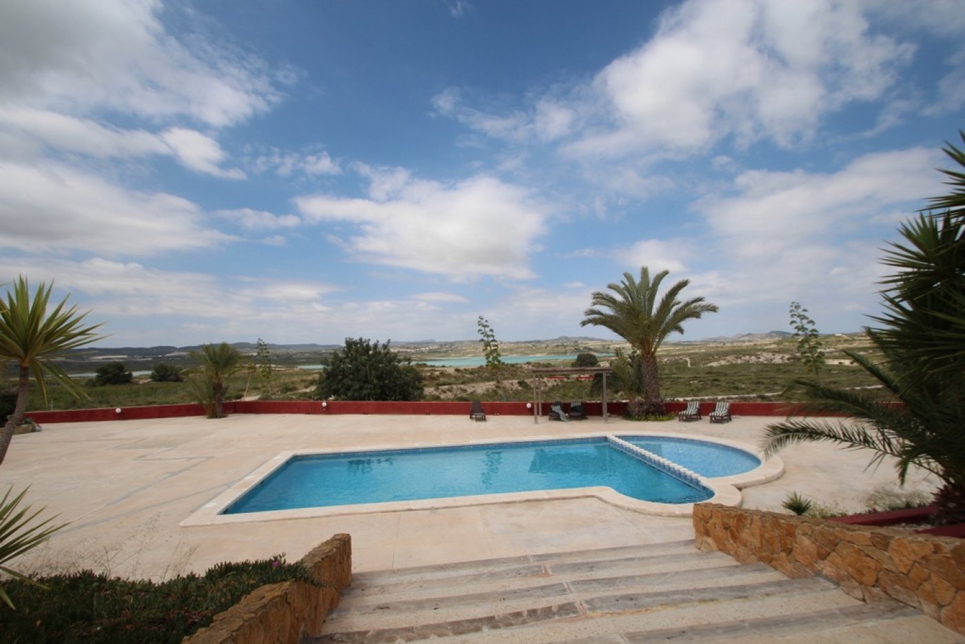 Finka w Orihuela, Alicante, Hiszpania 4 sypialnie, 350 mkw. nr 115246
