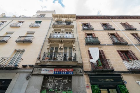Wohnung in Madrid, Spanien 3 Schlafzimmer, 186 m2 Nr. 100621