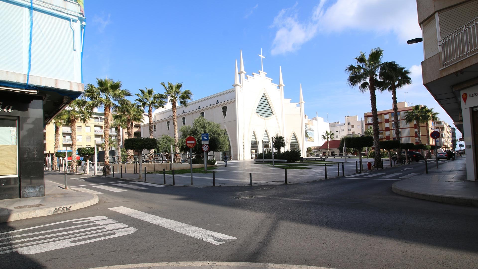 Lokal usługowy w Torrevieja, Alicante, Hiszpania 220 mkw. nr 101528