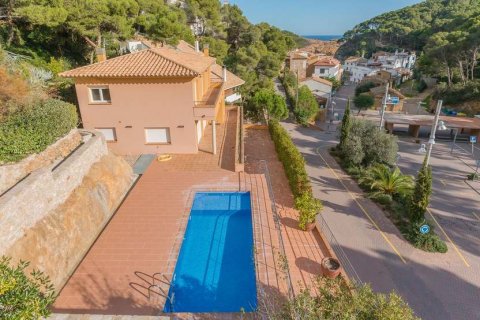 Talo Begur, Girona, Espanja 4 makuuhuonetta, 300 m2 No. 22797