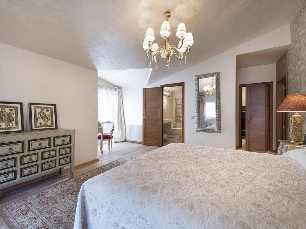 Сasa en Blanes, Gerona, España 4 dormitorios, 300 m2 No. 22494