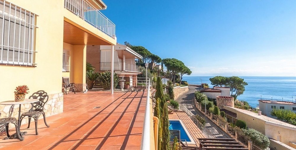 Māja Blanes, Girona, Spānijā 4 istabas, 150 m2 Nr. 22493