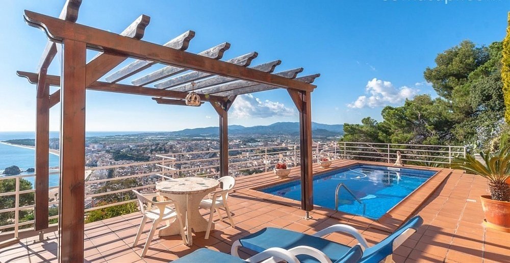 Māja Blanes, Girona, Spānijā 4 istabas, 150 m2 Nr. 22493