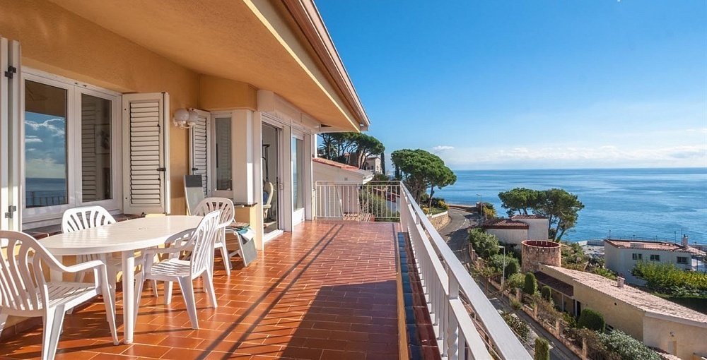 Māja Blanes, Girona, Spānijā 4 istabas, 150 m2 Nr. 22493