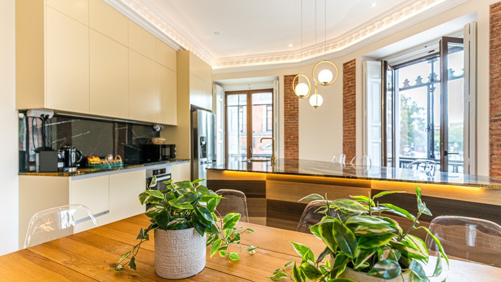 Apartament w Madrid, Hiszpania 4 sypialnie, 215 mkw. nr 92688