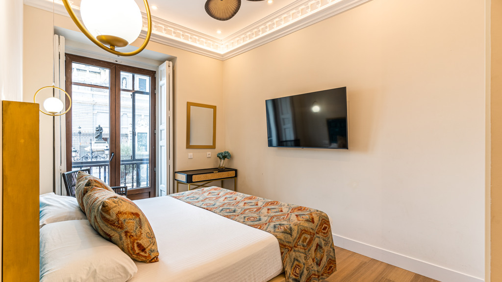Apartament w Madrid, Hiszpania 4 sypialnie, 215 mkw. nr 92688