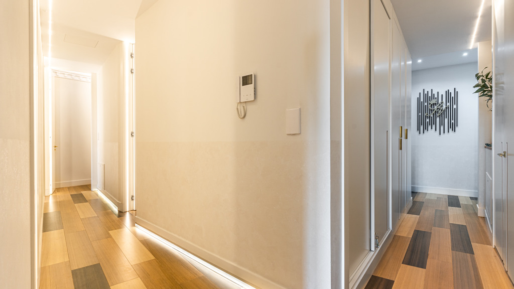 Apartament w Madrid, Hiszpania 4 sypialnie, 215 mkw. nr 92688
