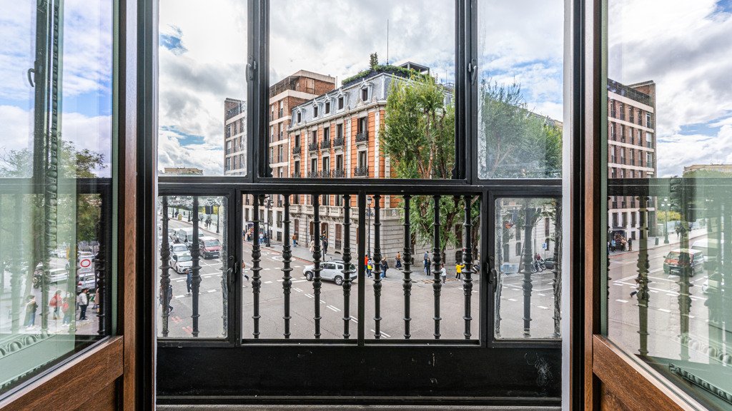 Apartament w Madrid, Hiszpania 4 sypialnie, 215 mkw. nr 92688