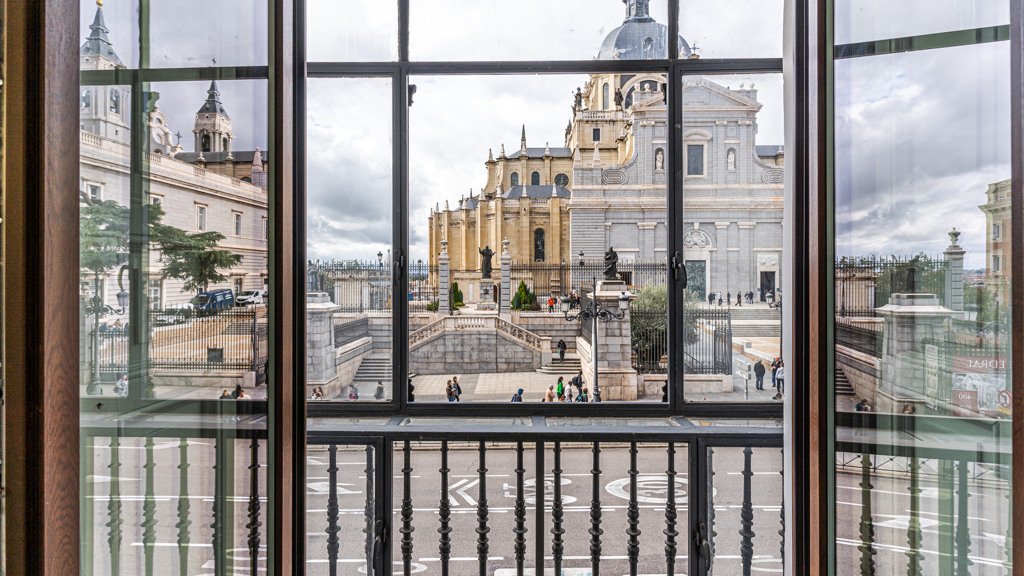 Apartament w Madrid, Hiszpania 4 sypialnie, 215 mkw. nr 92688