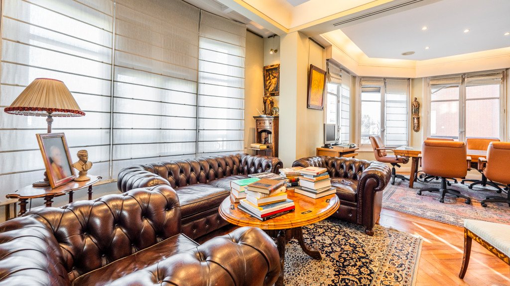 Apartamento en Madrid, España 4 dormitorios, 240.39 m2 No. 107787