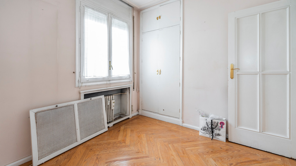 Apartamento en Madrid, España 5 dormitorios, 304 m2 No. 107786