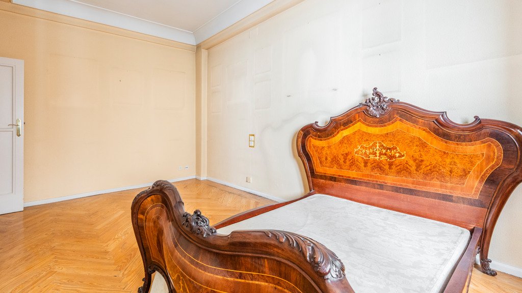 Apartamento en Madrid, España 5 dormitorios, 304 m2 No. 107786