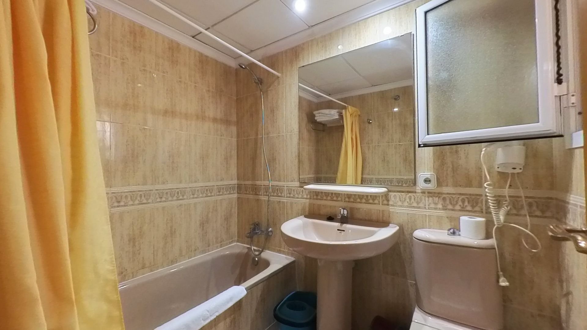 Bungalow a Calpe, Alicante, Spagna 2 camere da letto, 66 mq. N° 112059
