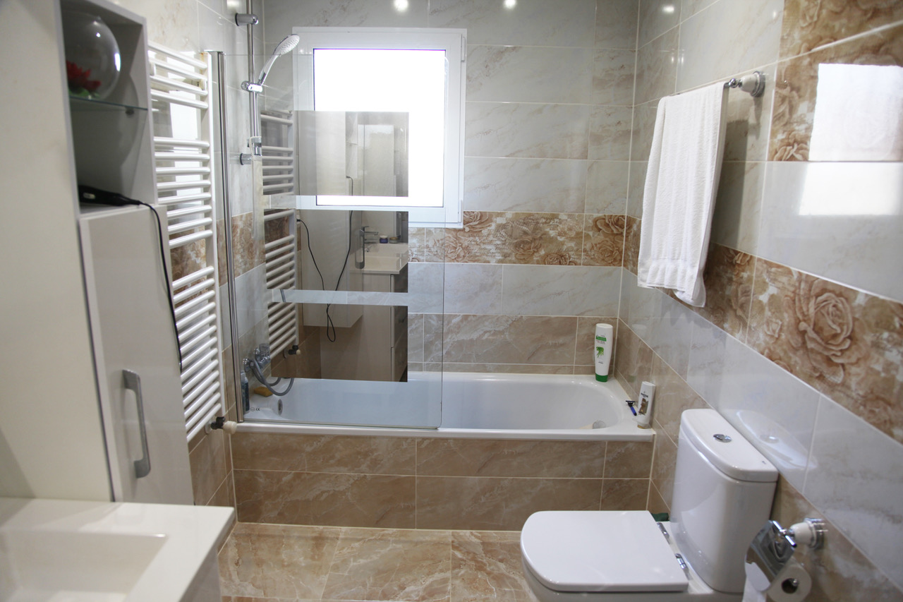 Villa i Calpe, Alicante, Spanien 5 sovrum, 295 kvm. Nr. 97589