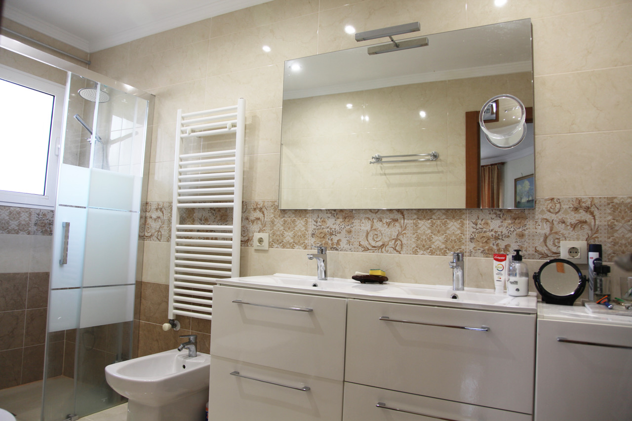 Villa i Calpe, Alicante, Spanien 5 sovrum, 295 kvm. Nr. 97589