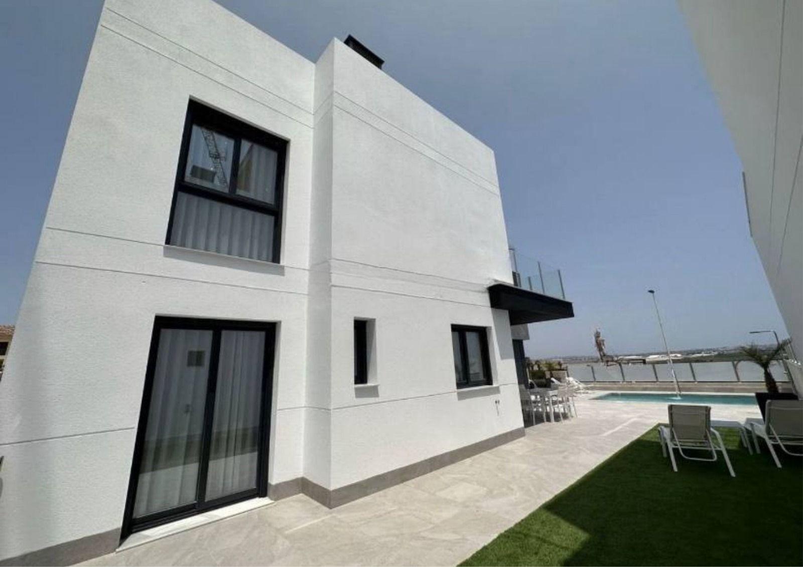 Villa Los Balcones, Alicante, Spānijā 3 istabas, 90 m2 Nr. 116216