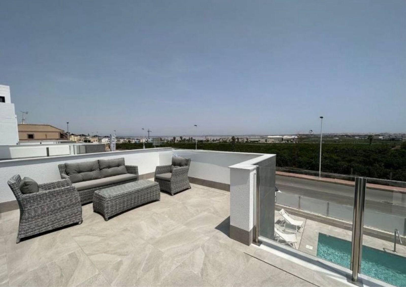 Villa Los Balcones, Alicante, Spānijā 3 istabas, 90 m2 Nr. 116216