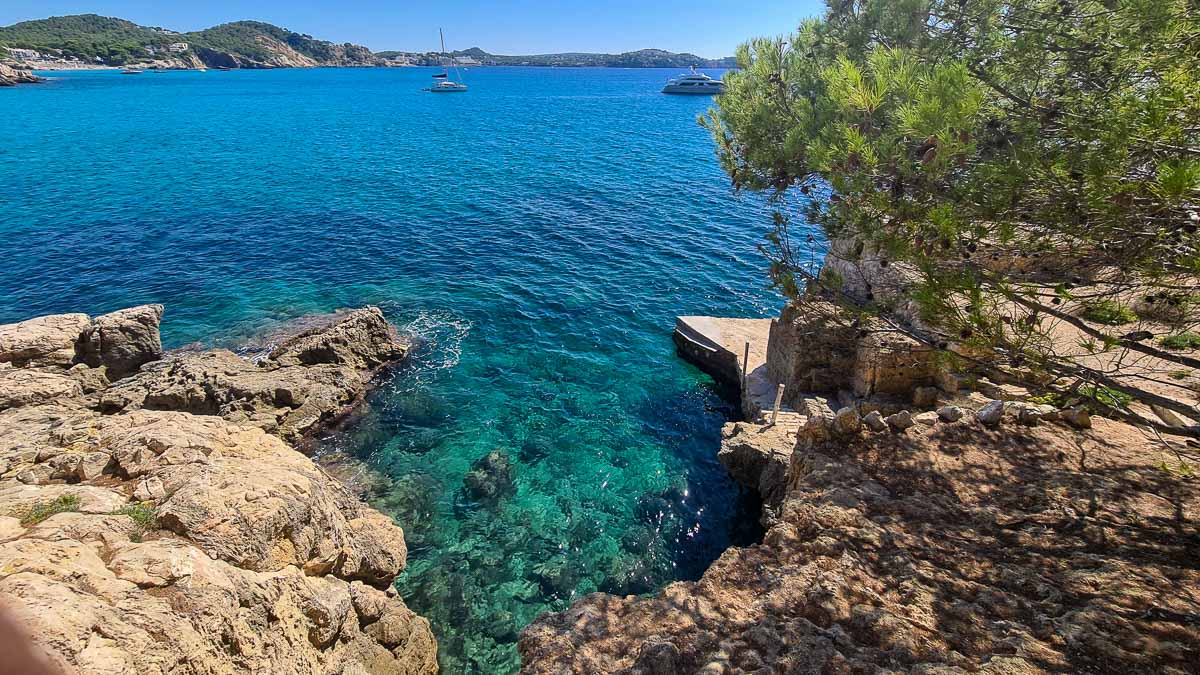 Villa in Cala Fornells, Mallorca, Spanien 6 Schlafzimmer, 522 m2 Nr. 84042