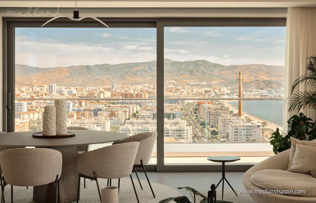 Apartament w Malaga, Hiszpania 4 sypialnie, 326 mkw. nr 104831