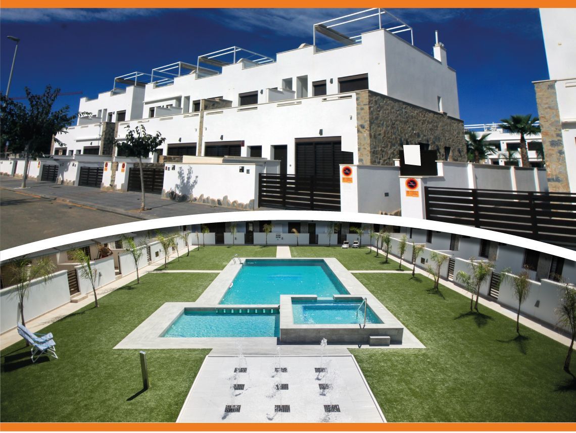House à Orihuela, Alicante, Espagne 3 chambres, 84 m2 No. 95346