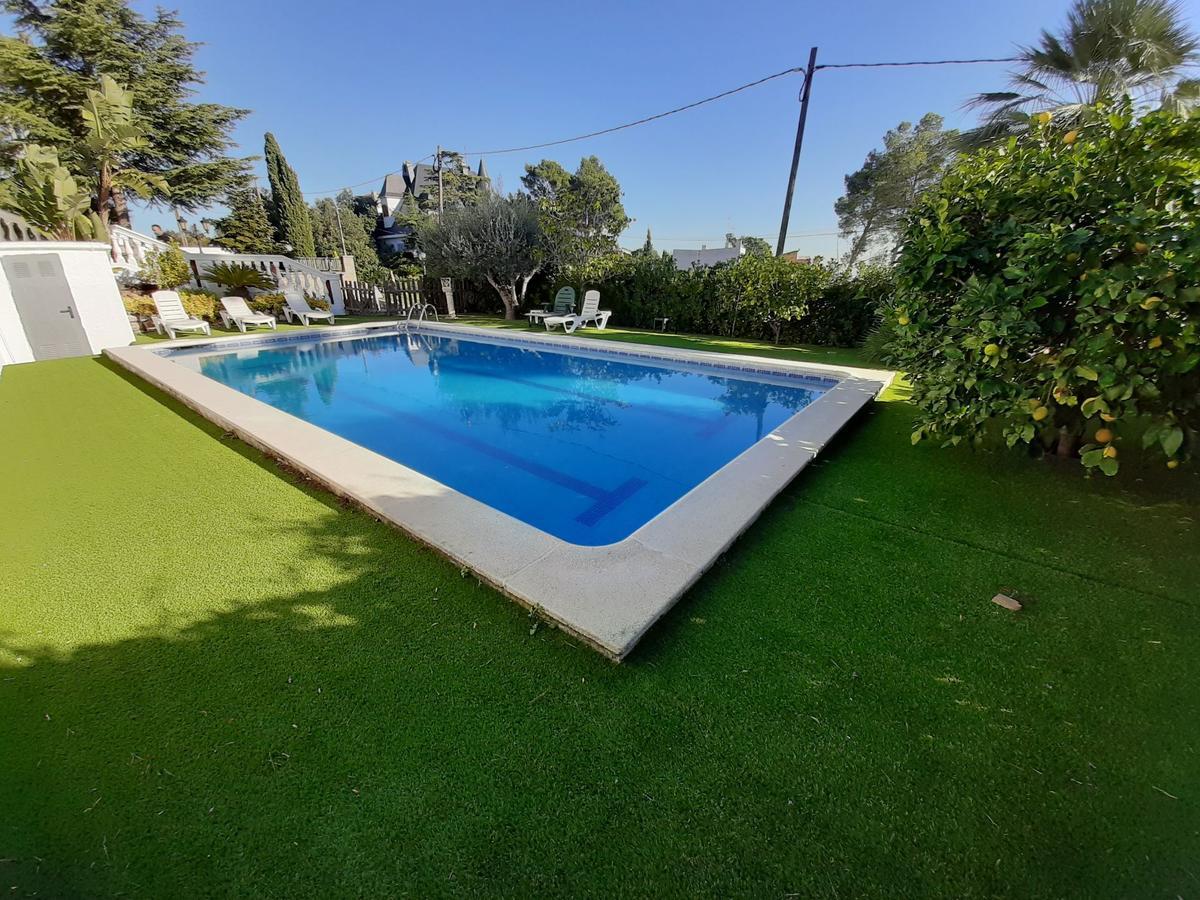 Casa a Gava, Barcelona, Spagna 6 camere da letto, 465 mq. N° 23014