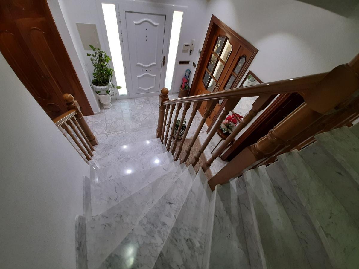 Casa a Gava, Barcelona, Spagna 6 camere da letto, 465 mq. N° 23014