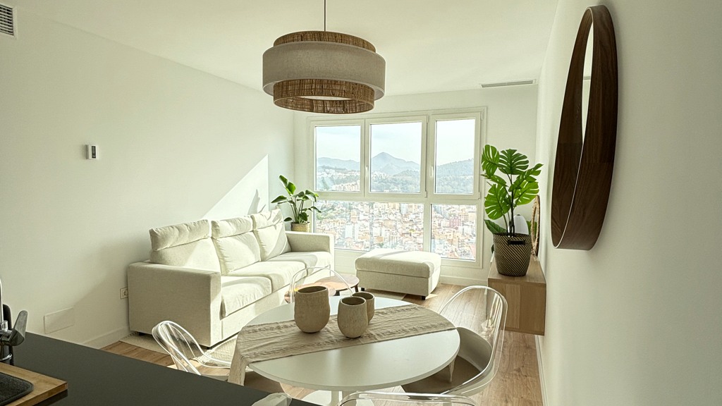 Apartment in Malaga, Spain 2 bedrooms, 66 sq.m. No. 106487