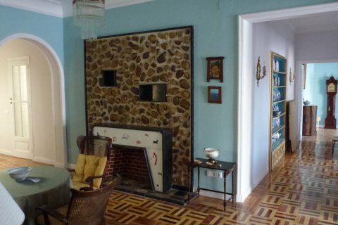 Apartament w Madrid, Hiszpania 4 sypialnie, 270 mkw. nr 1686