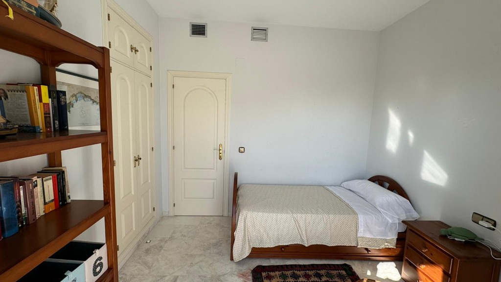Apartment in Marbella, Malaga, Spain 3 bedrooms, 115 sq.m. No. 93035
