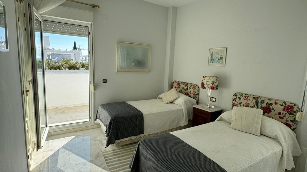 Apartment in Marbella, Malaga, Spain 3 bedrooms, 115 sq.m. No. 93035