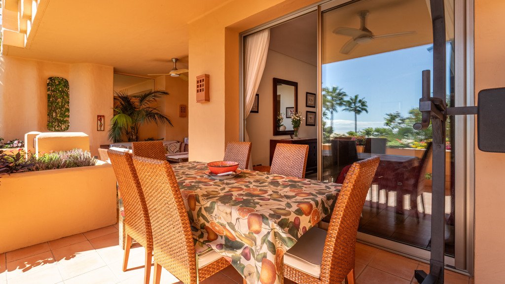 Apartment in Marbella, Malaga, Spain 3 bedrooms, 227 sq.m. No. 107766