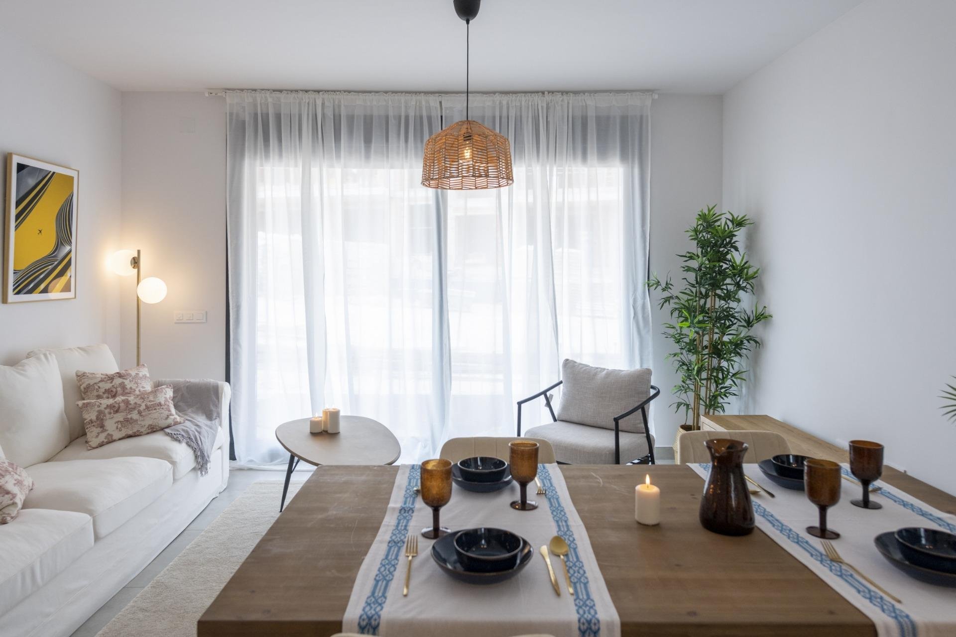 Bungalow en Villamartin, Alicante, España 2 dormitorios, 62 m2 No. 103478