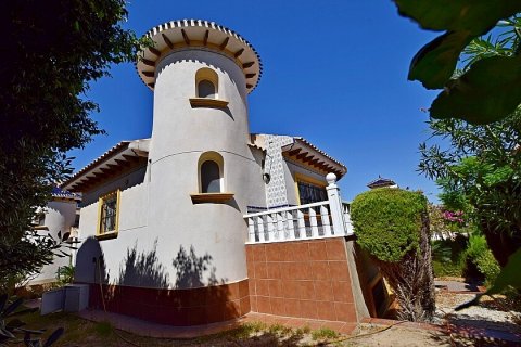 Villa in Urbanizacion Las Filipinas, Alicante, Spain 3 bedrooms, 208 sq.m. No. 103474