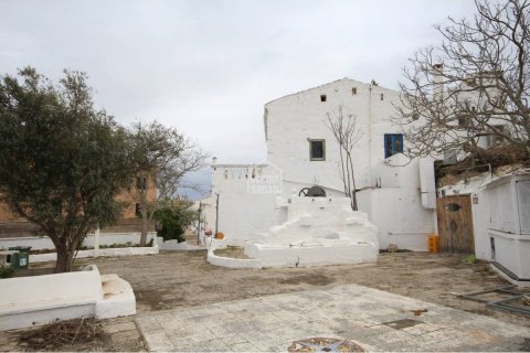 Cafe / restaurant in Es Castell, Menorca, Spain 5 bedrooms, 730 sq.m. No. 90919