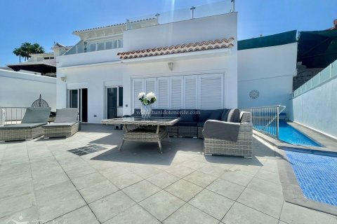 Villa en Torviscas, Tenerife, España 3 dormitorios, 126 m2 No. 89124