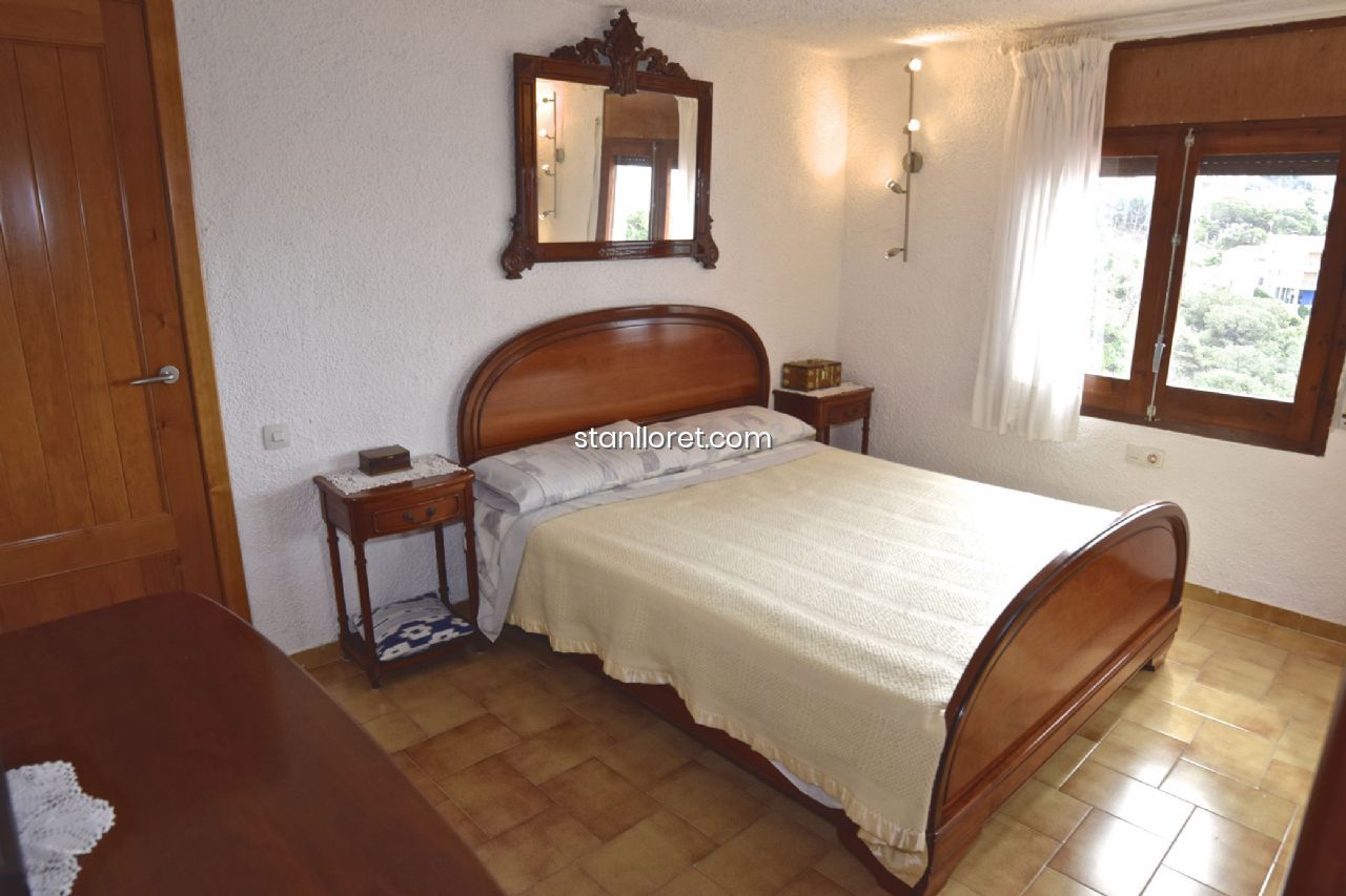 Villa i Lloret de Mar, Girona, Spanien 8 sovrum, 400 kvm. Nr. 104065