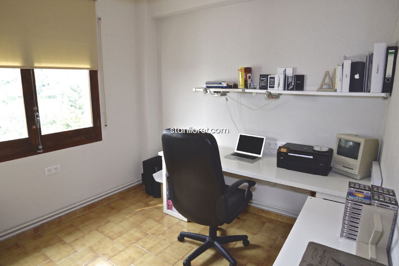 Villa i Lloret de Mar, Girona, Spanien 8 sovrum, 400 kvm. Nr. 104065