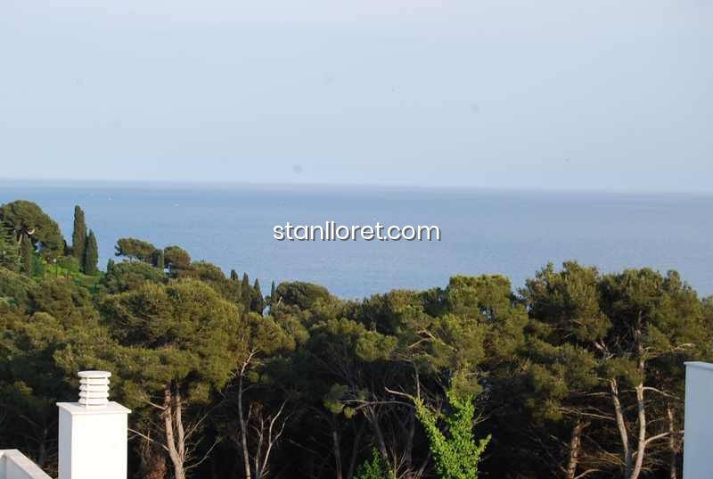 House in Lloret de Mar, Girona, Spain 4 bedrooms, 264 sq.m. No. 104067