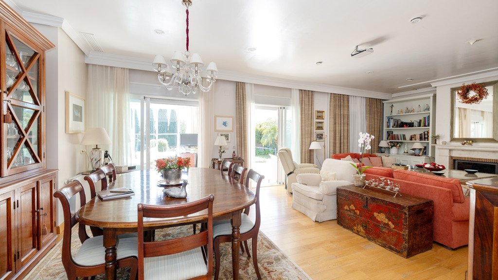 Villa en Jerez de la Frontera, Cádiz, España 6 dormitorios, 530 m2 No. 93114