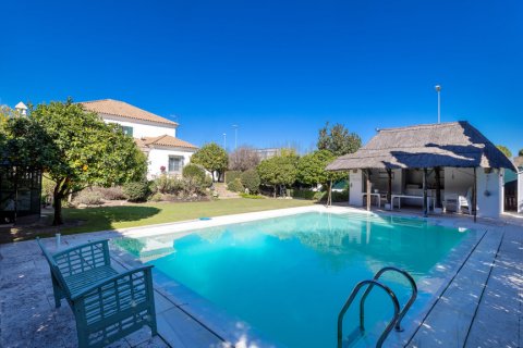Villa i Jerez de la Frontera, Cadiz, Spanien 6 sovrum, 530 kvm. Nr. 93114